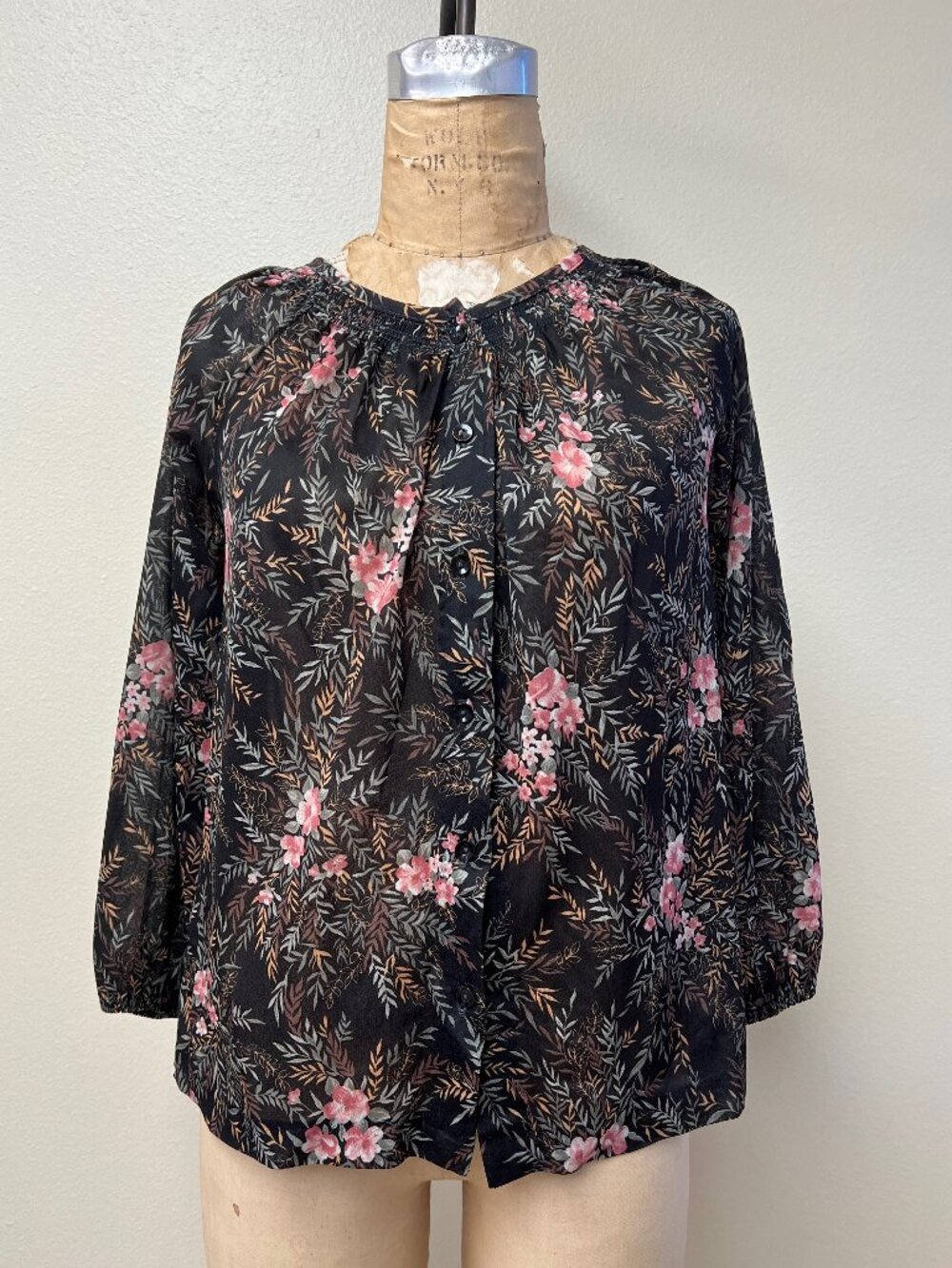Vintage 70s 80s Boho Sheer Floral Button Up Loose Fitting Blouse Size Medium